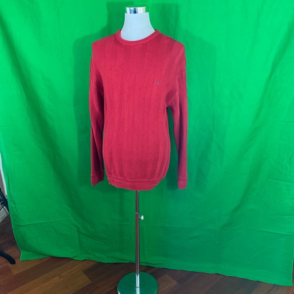 RED CREW NECK SWEATER L - Picture 2 of 4